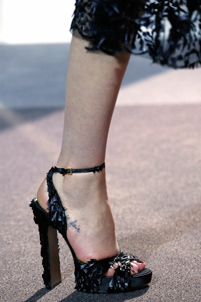 Louis Vuitton 2013ﶬŮbϵУrbܣDƬ
