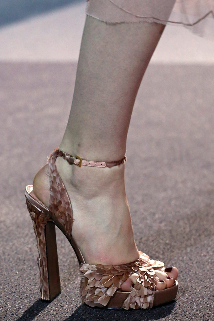 Louis Vuitton 2013ﶬŮbϵУrbܣDƬ