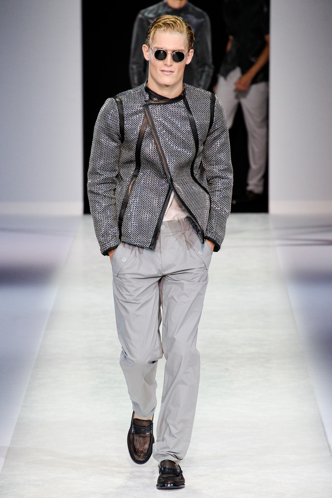 Emporio Armani 2014b mDƬ