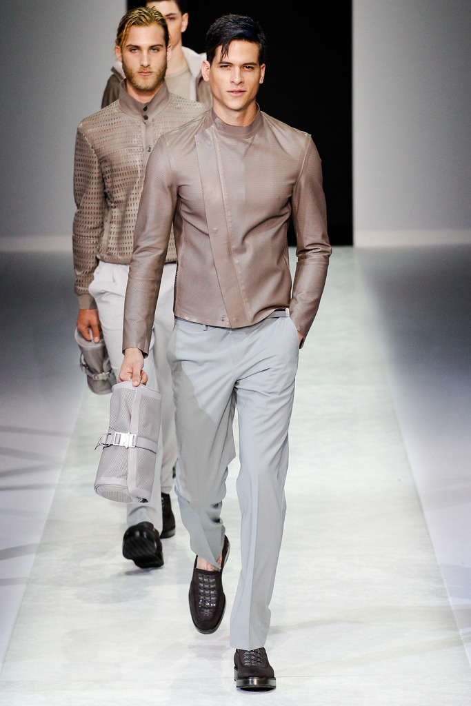 Emporio Armani 2014b mDƬ