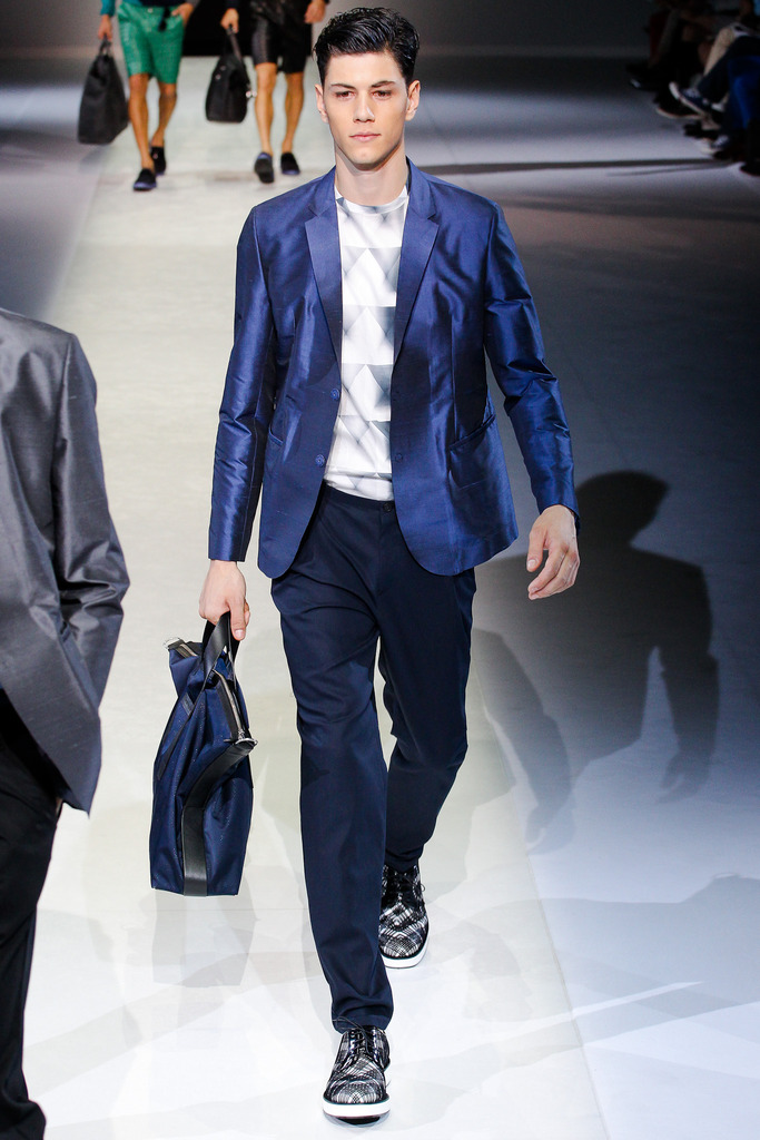 Emporio Armani 2014b mDƬ