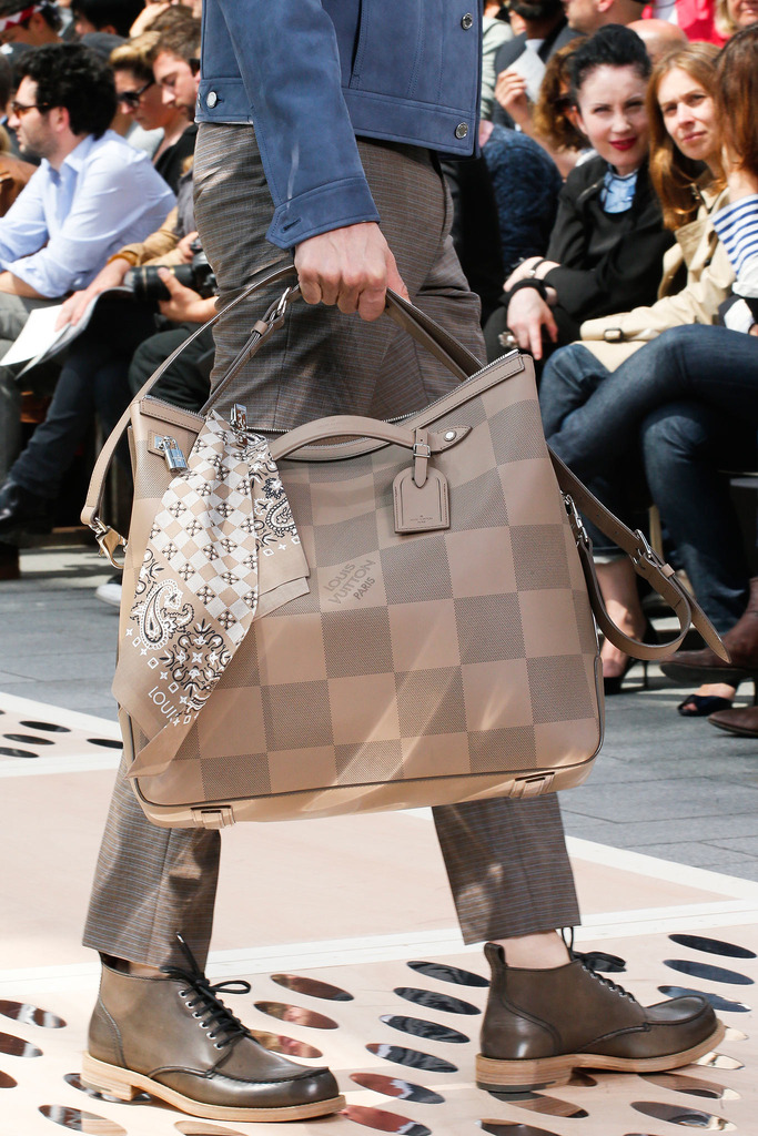Louis Vuitton 2014b DƬ