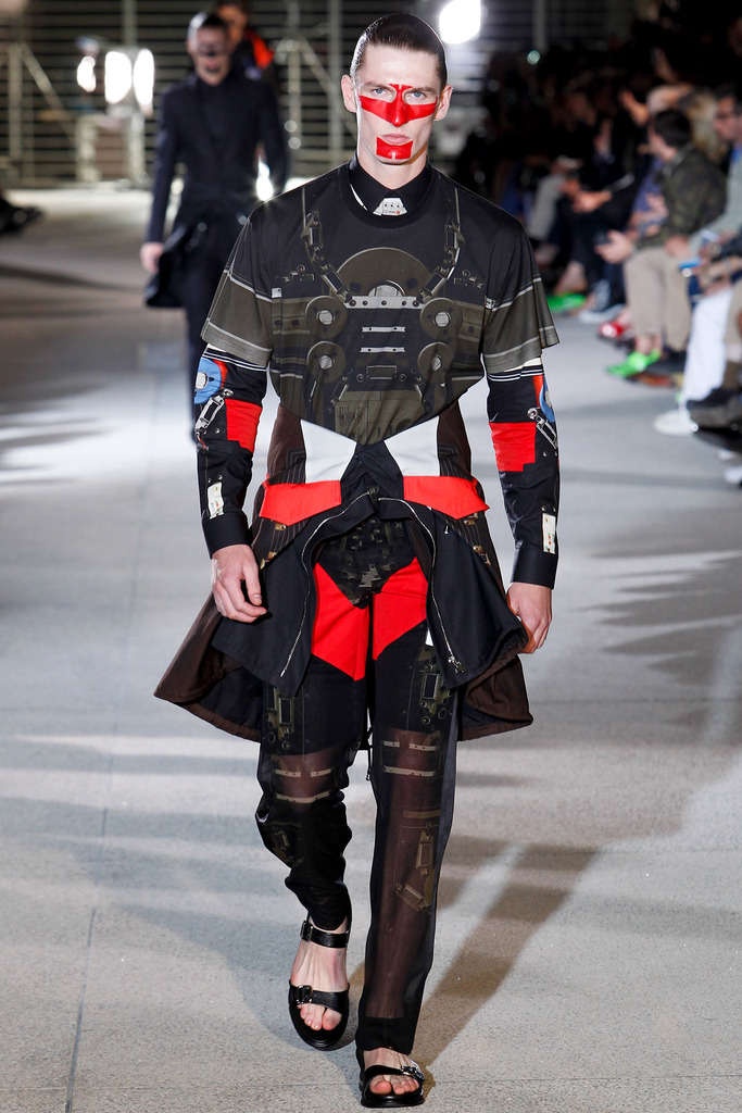 Givenchy 2014b DƬ