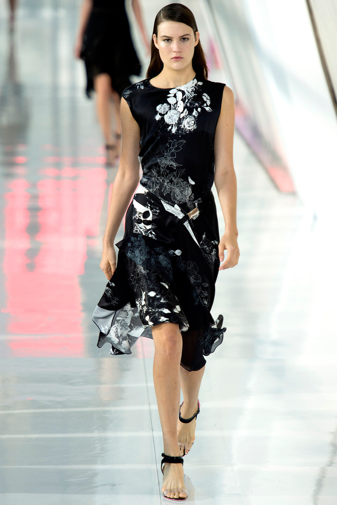 Preen by Thornton Bregazzi 2014شĕrbܸDƬ