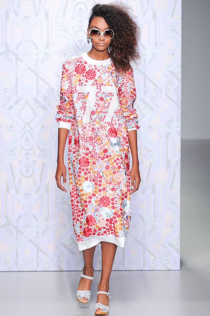 Holly Fulton 2014~sĕrbܸDƬ