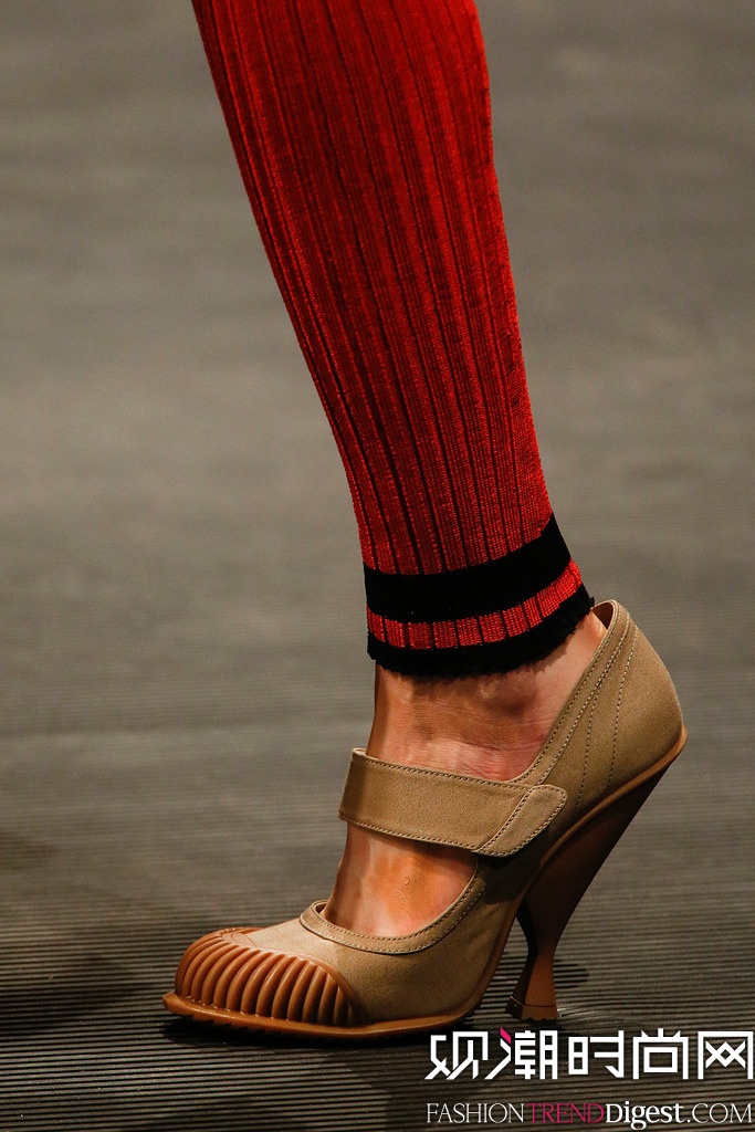 Prada  2014��������ʱװ�ܸ���ͼƬ