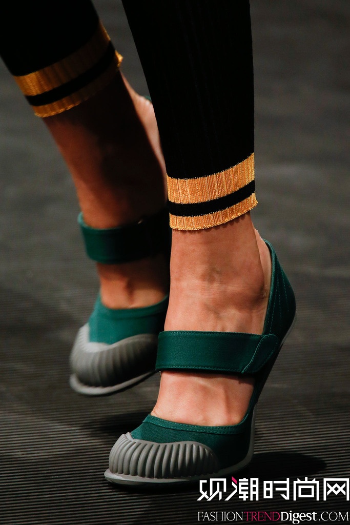 Prada  2014��������ʱװ�ܸ���ͼƬ