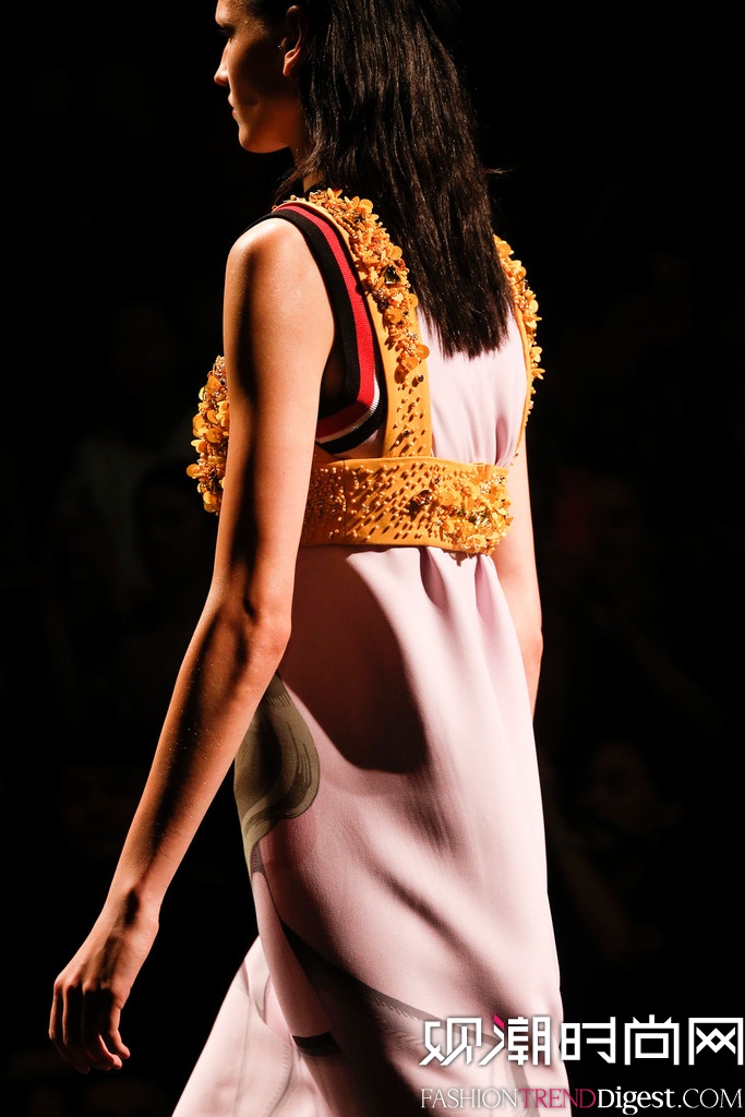 Prada  2014��������ʱװ�ܸ���ͼƬ