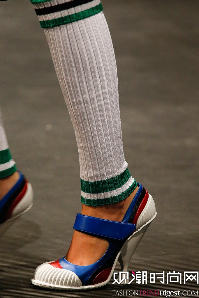 Prada  2014��������ʱװ�ܸ���ͼƬ