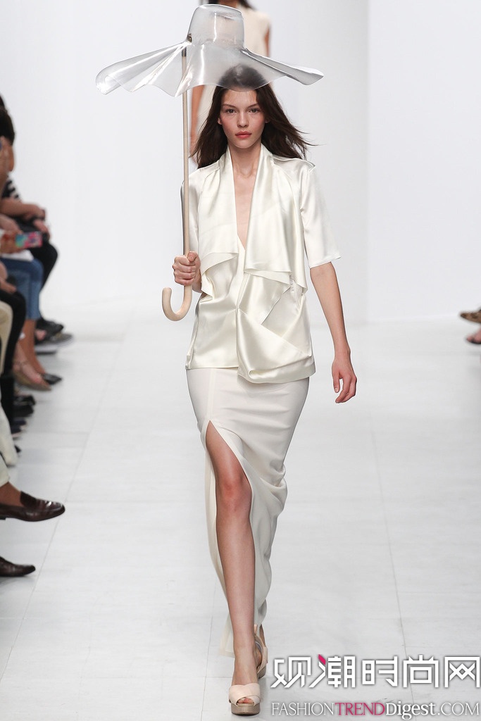 Chalayan   2014贺ʱװܸͼƬ