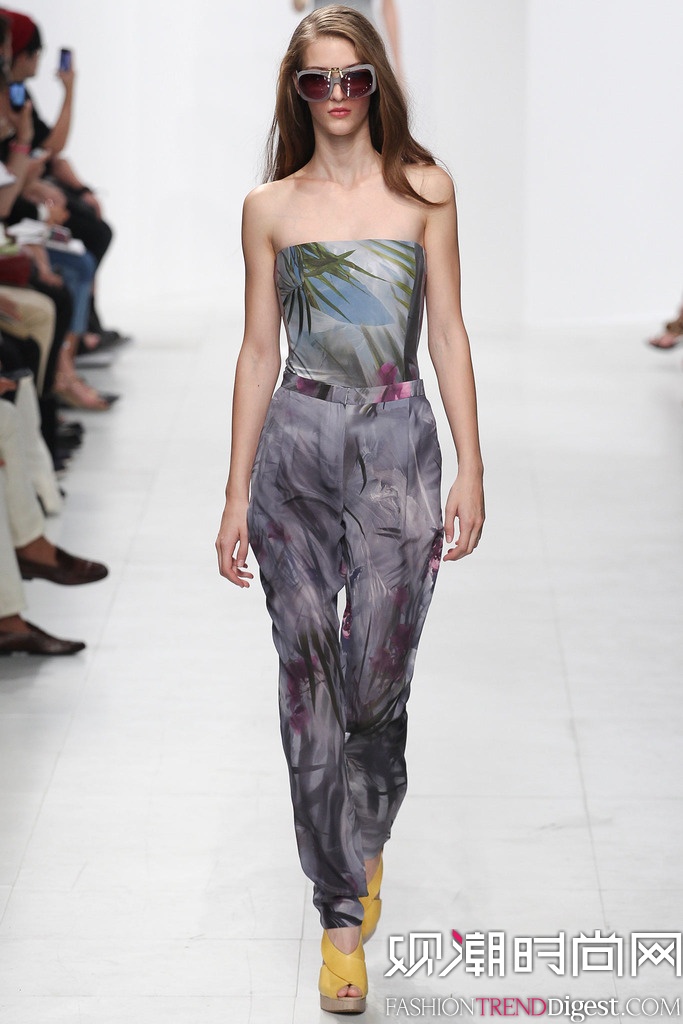 Chalayan   2014贺ʱװܸͼƬ