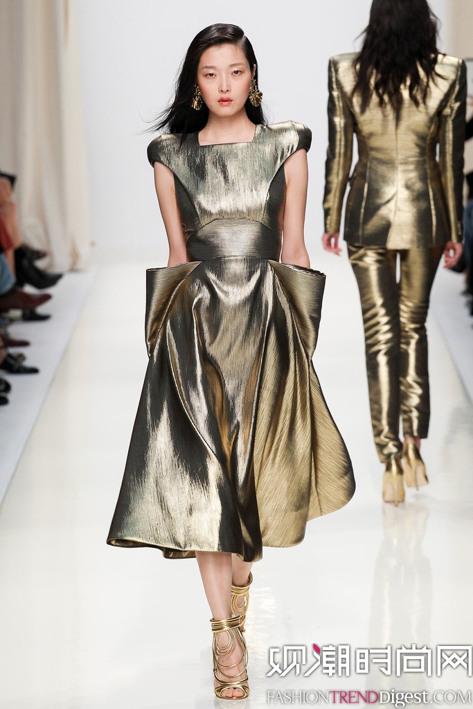 Valentin Yudashkin   2014贺ʱװܸͼƬ