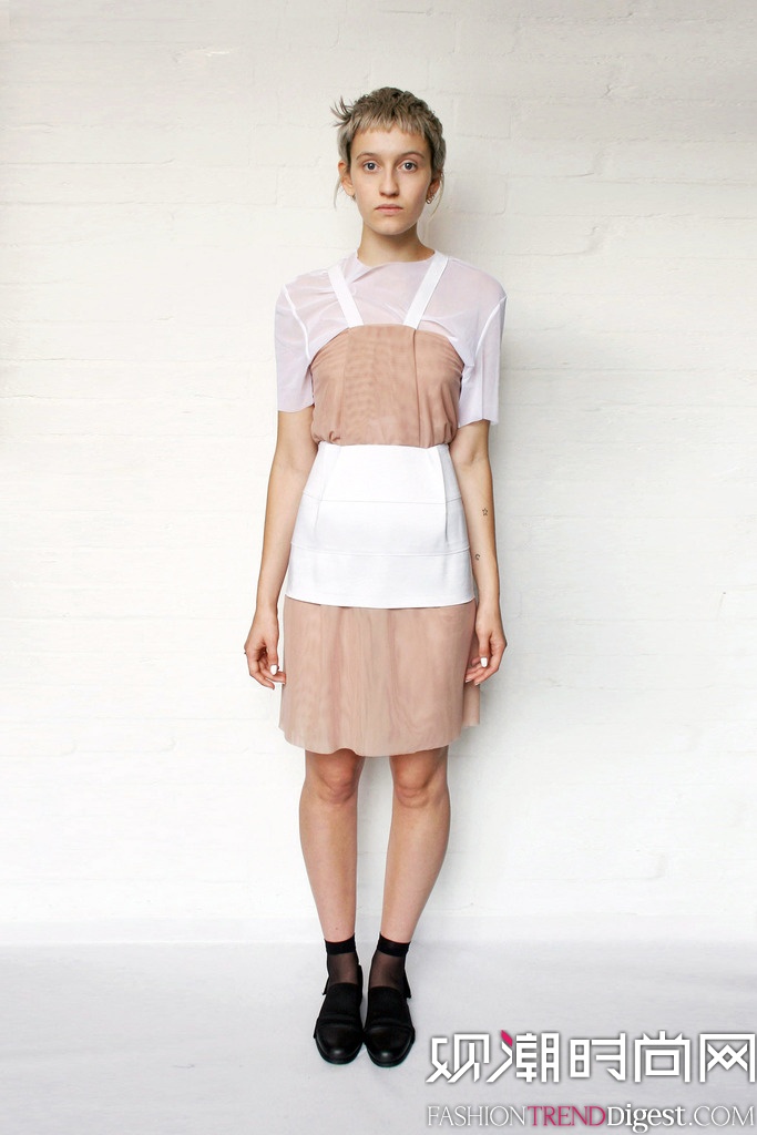 Phoebe English   2014شĕrbܸDƬ