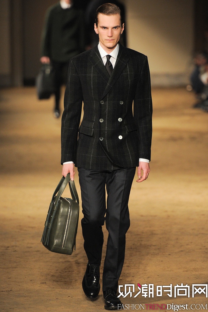 Corneliani 2014ﶬװ㳡Լ͵ĶʿͼƬ