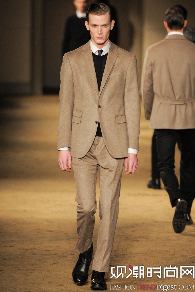 Corneliani 2014ﶬװ㳡Լ͵ĶʿͼƬ