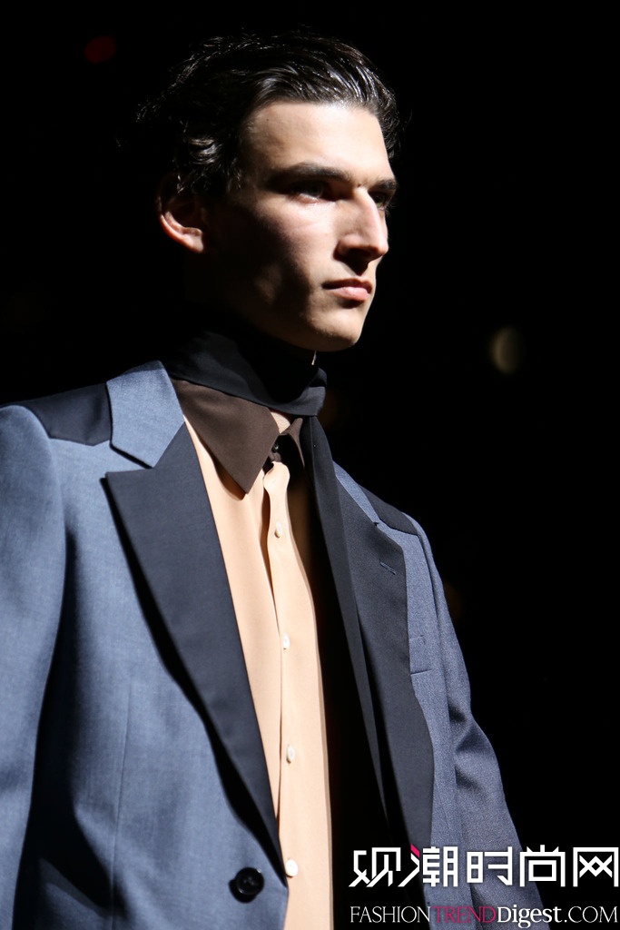Prada 2014�ﶬ������װ���㳡����ͼƬ