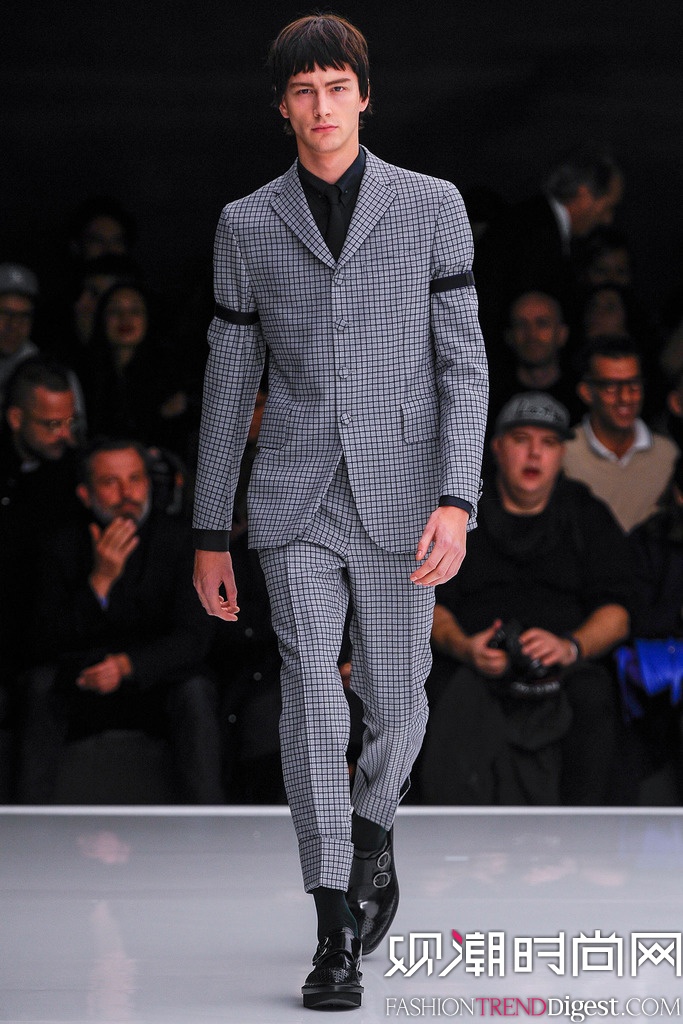 Z ZEGNA 2014괺mbܡMODһľ¬F(xin)DƬ