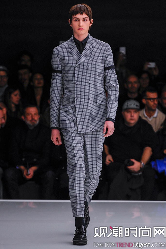 Z ZEGNA 2014괺װܡMODһľִͼƬ