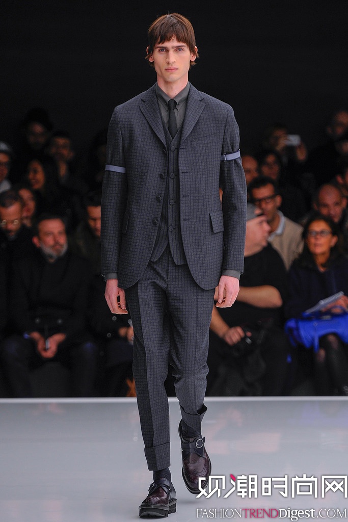 Z ZEGNA 2014괺װܡMODһľִͼƬ