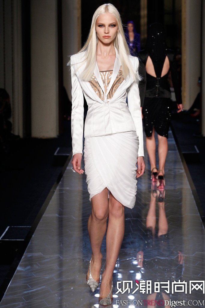 Atelier Versace 2014ʱװܴĸ߶㳡ͼƬ