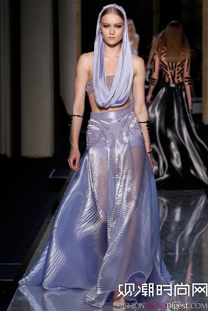 Atelier Versace 2014ʱװܴĸ߶㳡ͼƬ