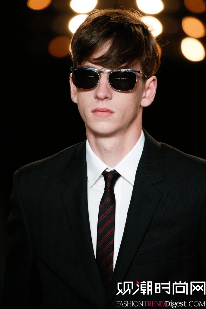 Saint Laurent 2014�ﶬ������װ���㳡����ͼƬ
