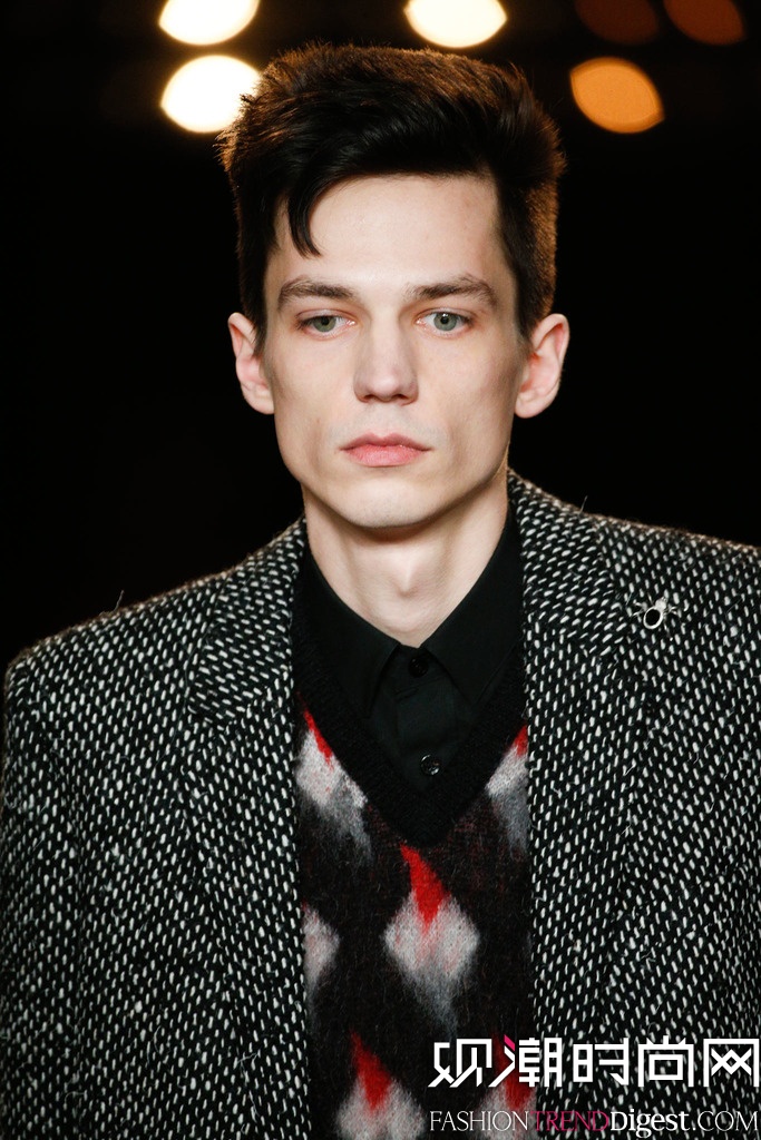 Saint Laurent 2014�ﶬ������װ���㳡����ͼƬ