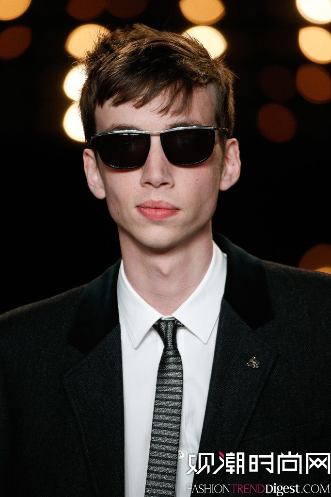 Saint Laurent 2014�ﶬ������װ���㳡����ͼƬ