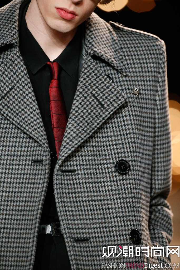 Saint Laurent 2014�ﶬ������װ���㳡����ͼƬ