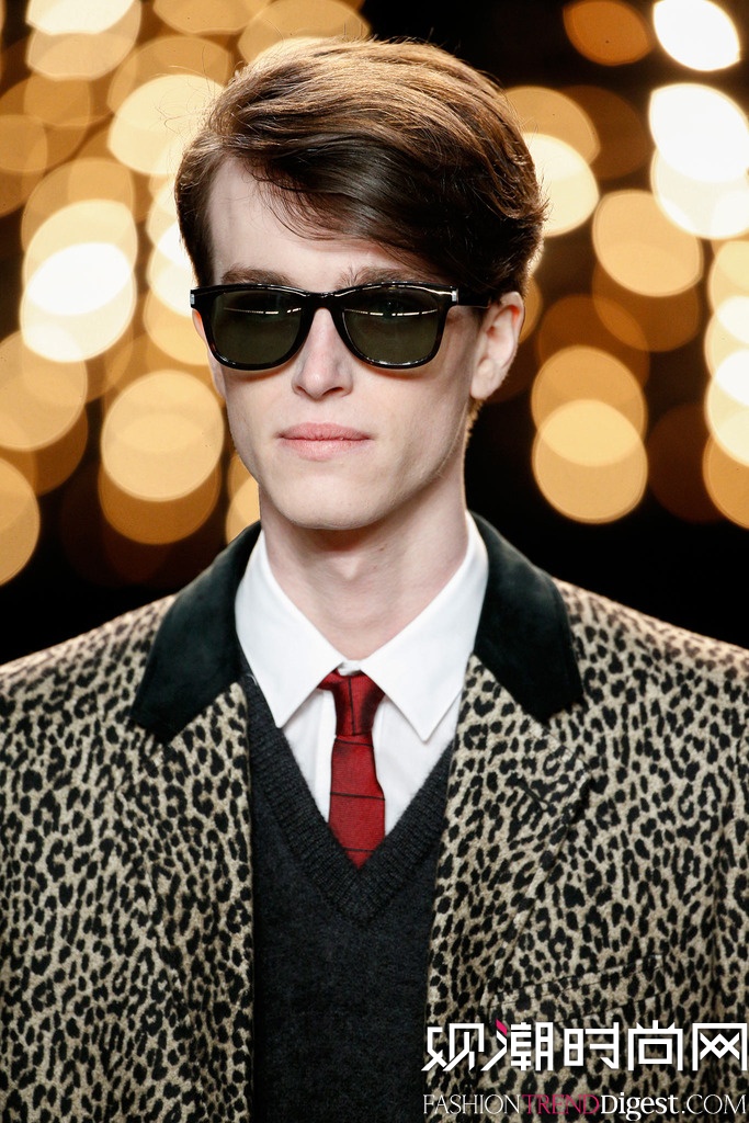 Saint Laurent 2014�ﶬ������װ���㳡����ͼƬ