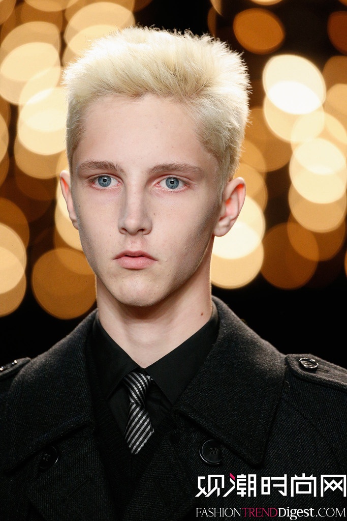 Saint Laurent 2014�ﶬ������װ���㳡����ͼƬ