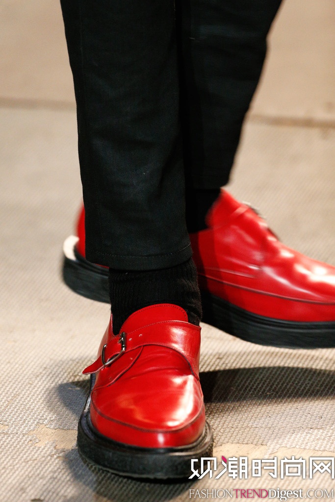 Saint Laurent 2014�ﶬ������װ���㳡����ͼƬ