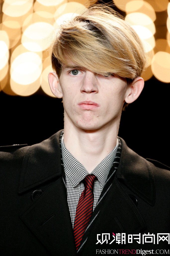 Saint Laurent 2014�ﶬ������װ���㳡����ͼƬ