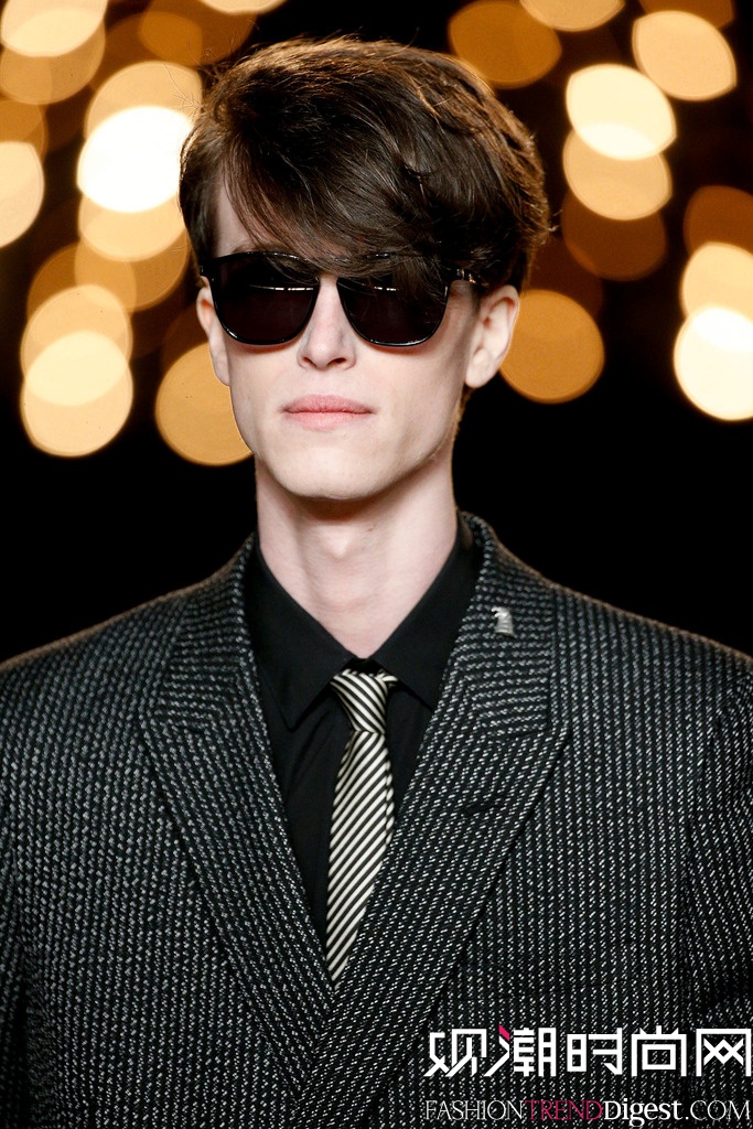 Saint Laurent 2014�ﶬ������װ���㳡����ͼƬ