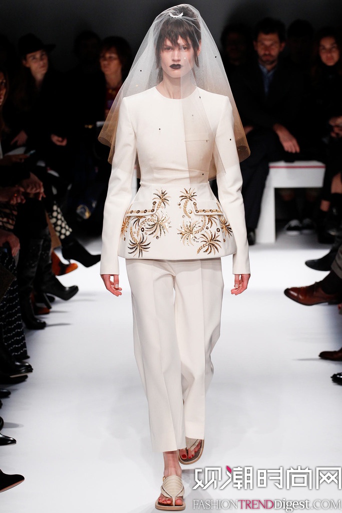 Schiaparelli 2014İʱװܸ߶㳡ͼƬ