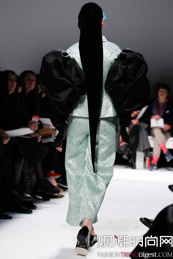 Schiaparelli 2014İʱװܸ߶㳡ͼƬ