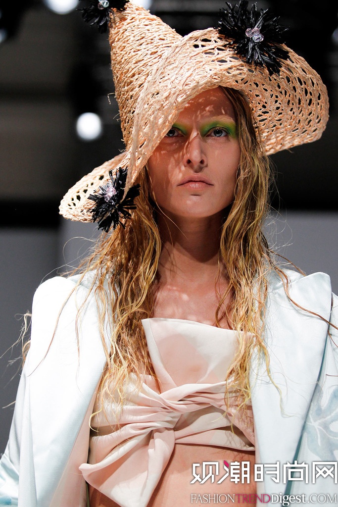 Schiaparelli 2014���İ���ʱװ�ܸ߶��㳡����ͼƬ