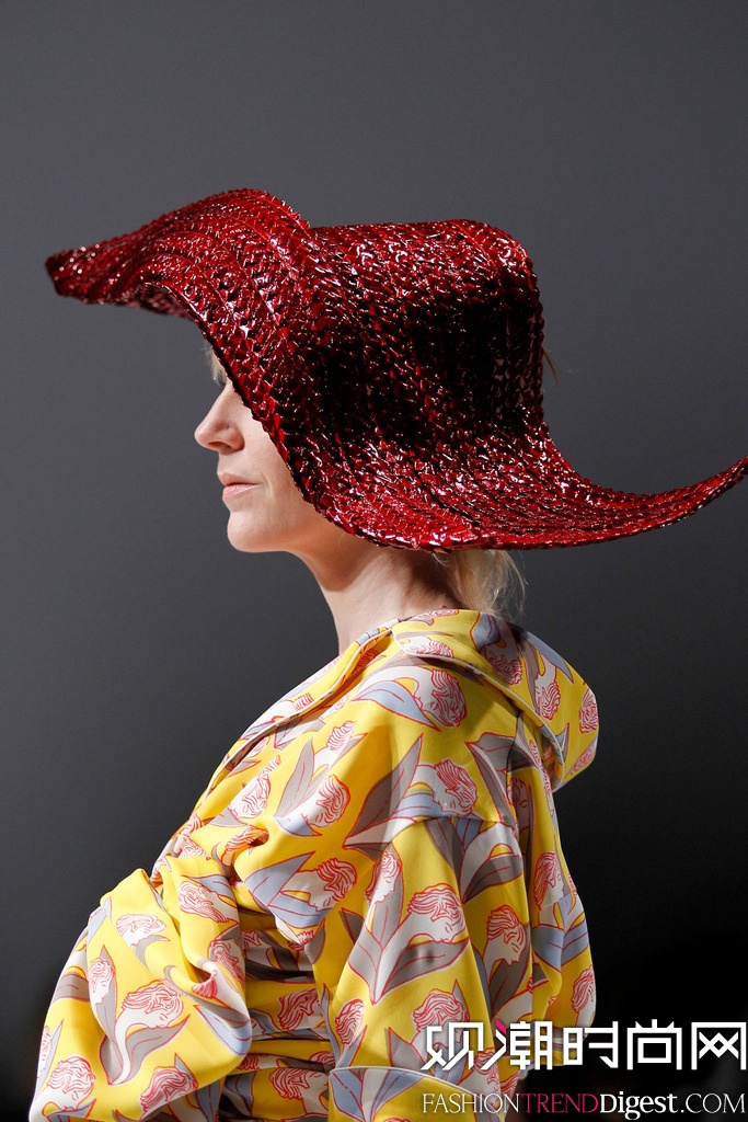 Schiaparelli 2014���İ���ʱװ�ܸ߶��㳡����ͼƬ