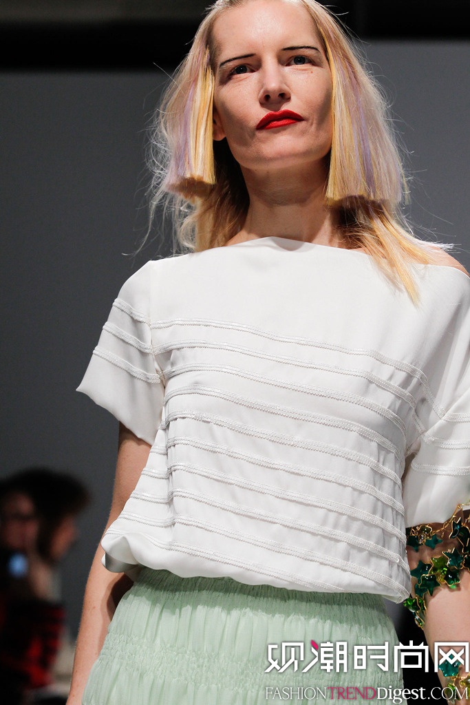 Schiaparelli 2014���İ���ʱװ�ܸ߶��㳡����ͼƬ