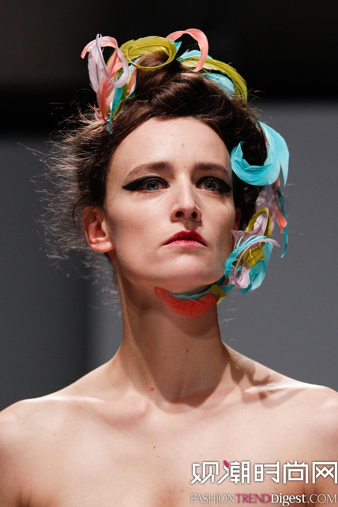 Schiaparelli 2014���İ���ʱװ�ܸ߶��㳡����ͼƬ