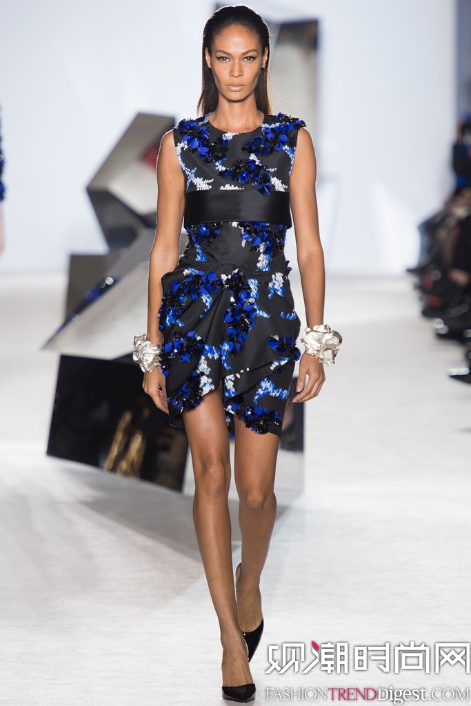 Giambattista Valli 2014İʱװܸ߶㳡ͼƬ