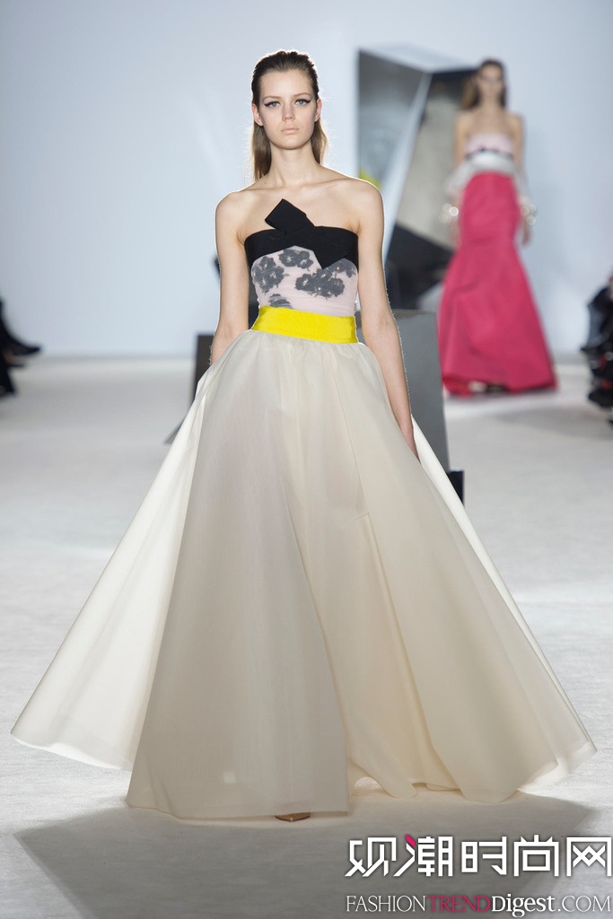 Giambattista Valli 2014İʱװܸ߶㳡ͼƬ