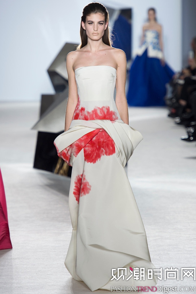 Giambattista Valli 2014İʱװܸ߶㳡ͼƬ