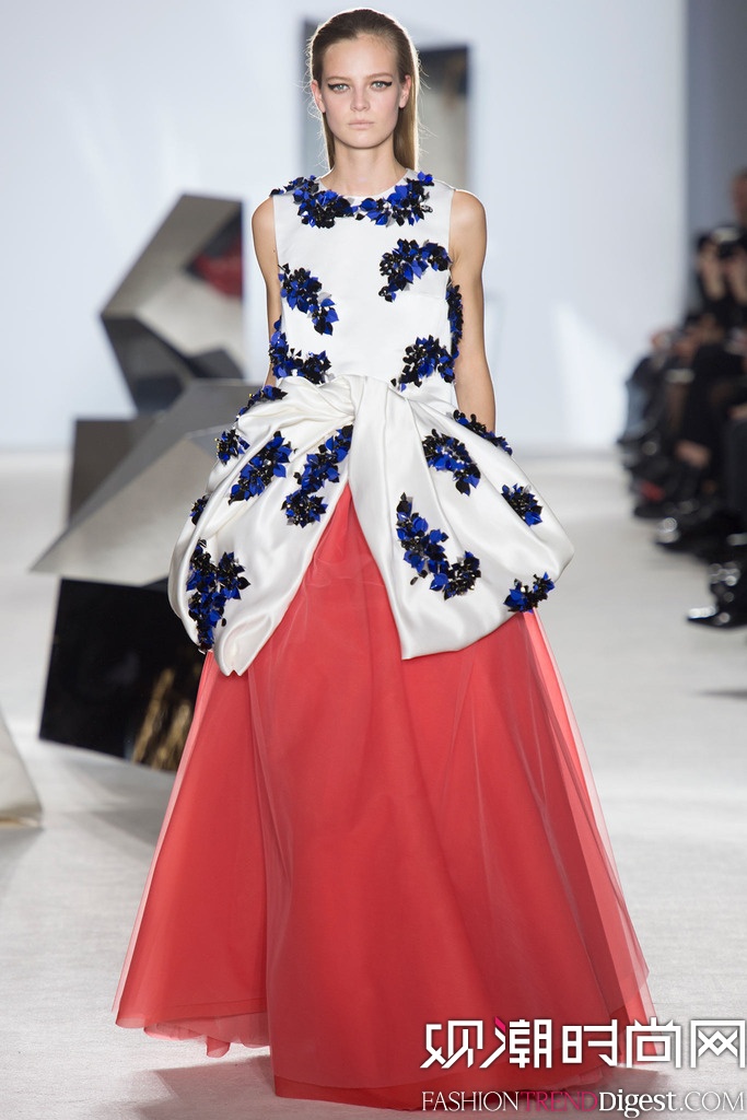 Giambattista Valli 2014İʱװܸ߶㳡ͼƬ