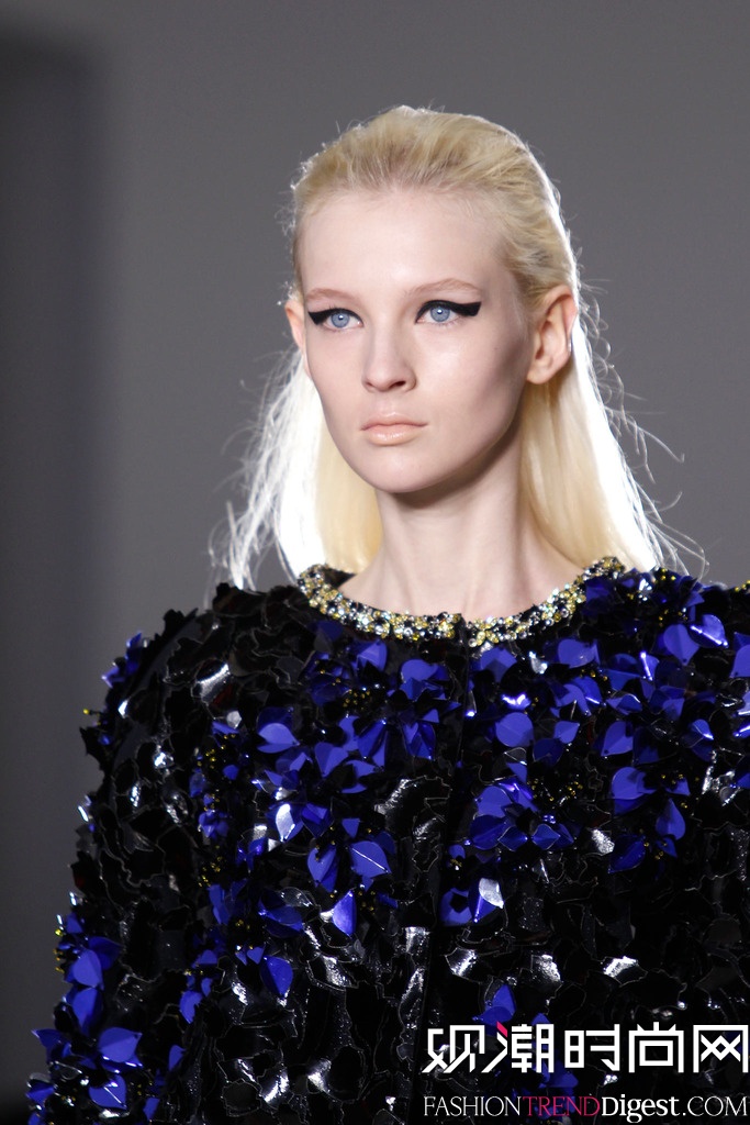 Giambattista Valli 2014İʱװܸ߶㳡ͼƬ