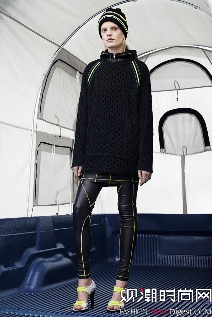 T By Alexander Wang 2014ﶬŦԼʱװŮװ㳡ͼƬ