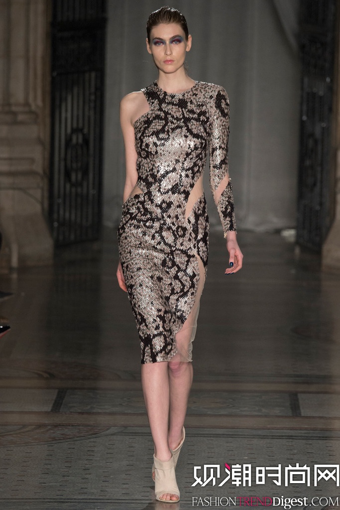 Julien Macdonald  2014ﶬ׶ʱװŮװ㳡ͼƬ