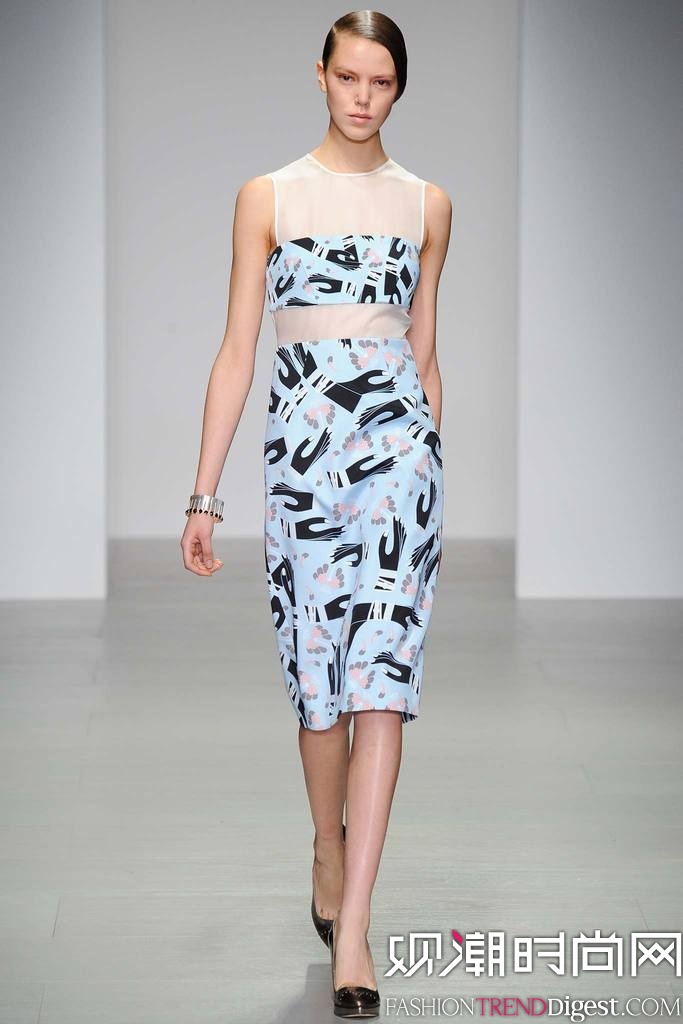 Holly Fulton  2014ﶬ׶ʱװŮװ㳡ͼƬ