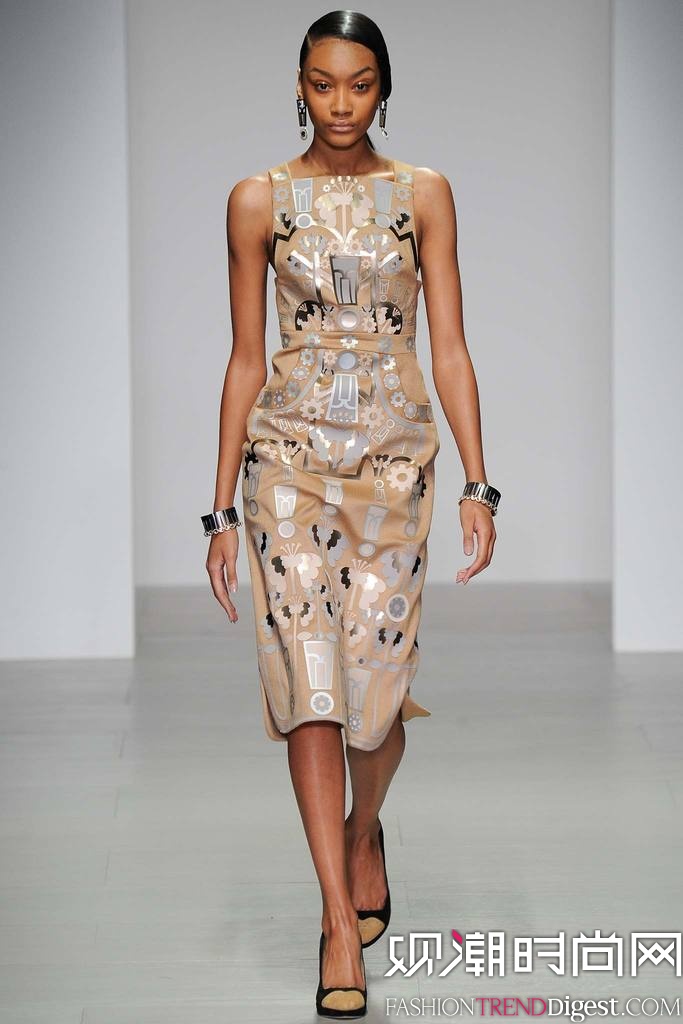 Holly Fulton  2014ﶬ׶ʱװŮװ㳡ͼƬ