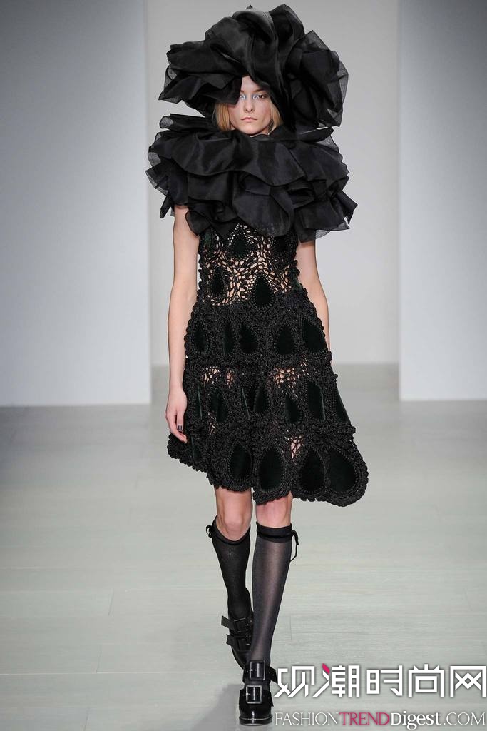 John Rocha  2014ﶬ׶ʱװŮװ㳡ͼƬ